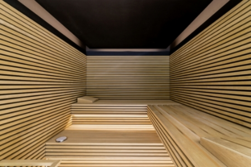 Unsere Leistungen für Hotelschwimmbäder und WEG Einrichtungen: